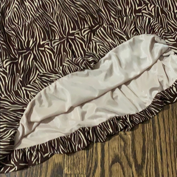 Animal print dress. - Picture 2 of 5